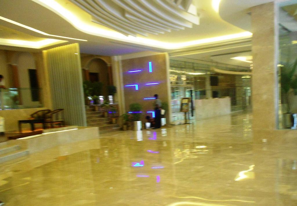 Hotel Babylon International Райпур Номер фото