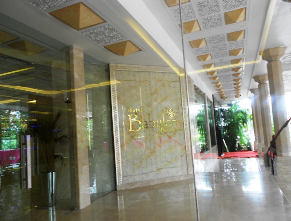 Hotel Babylon International Райпур Номер фото