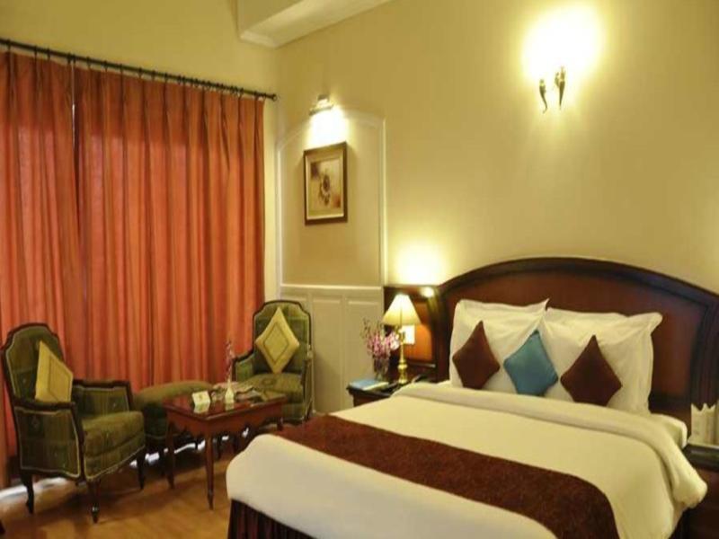 Hotel Babylon International Райпур Экстерьер фото