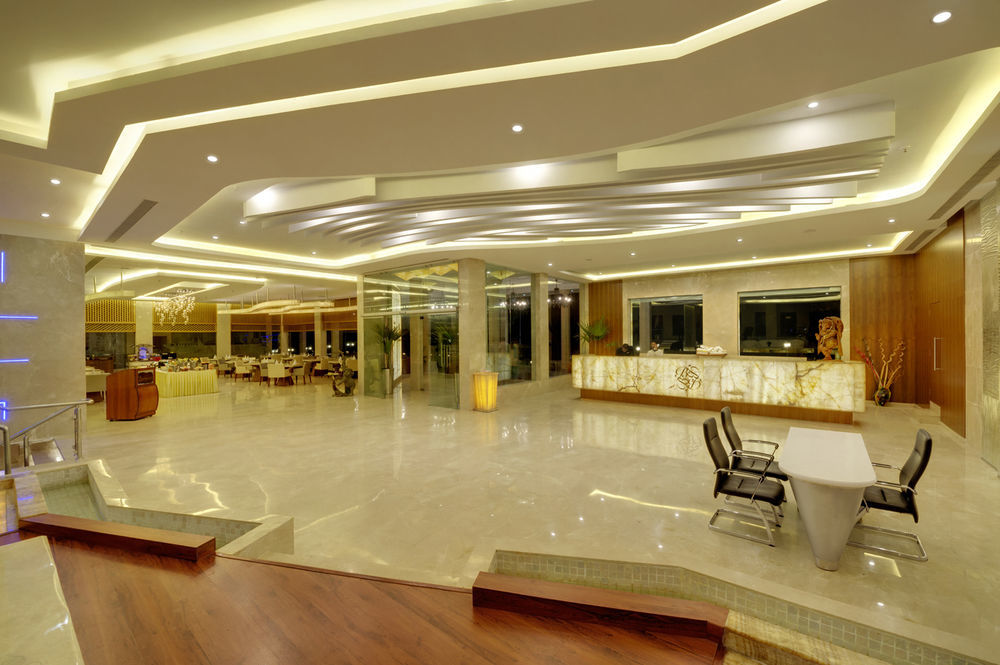 Hotel Babylon International Райпур Экстерьер фото